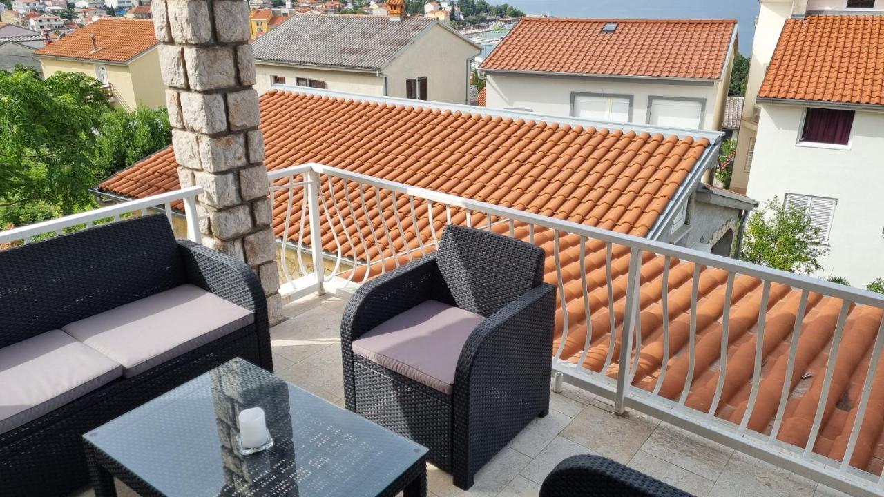 Apartmani Mali Selce Eksteriør bilde